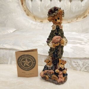 Boyd’s Bears & Friends Figurine - Purrscilla G. w/ Darby & Jasper